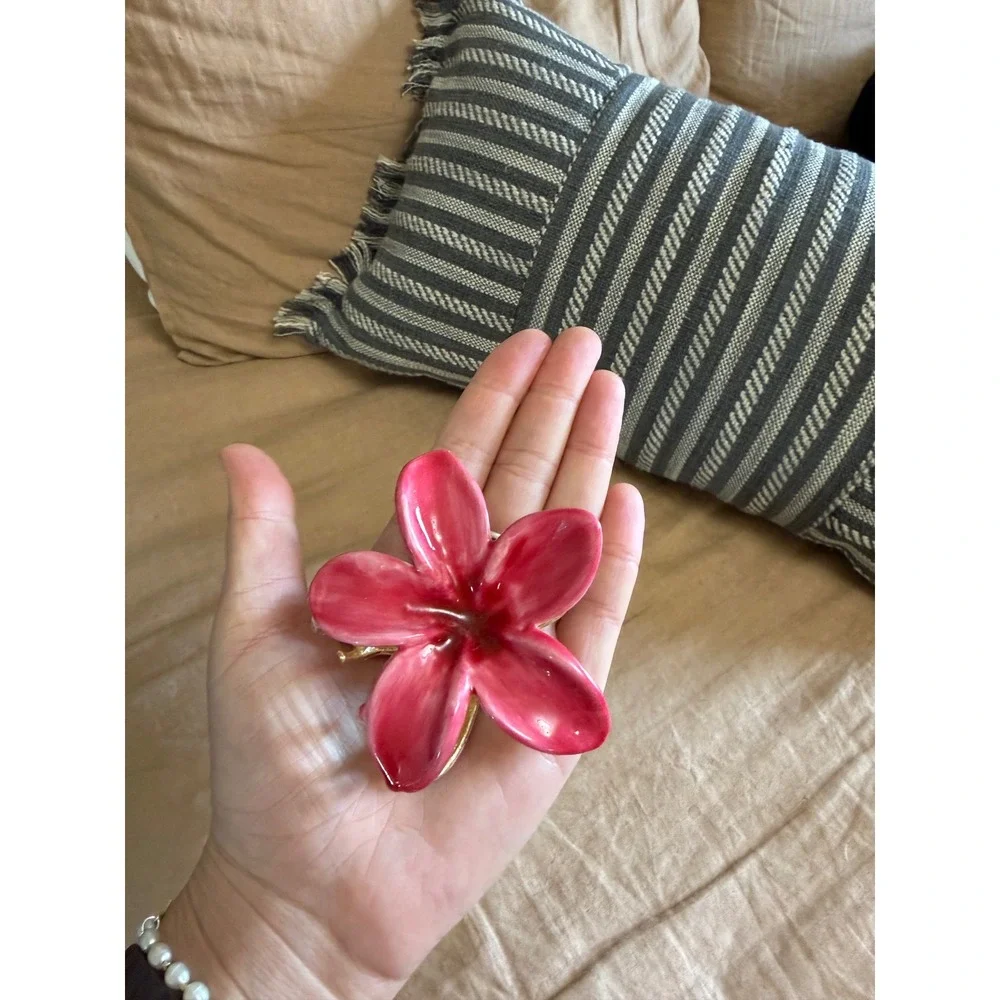 Zara Pink Plumeria Flower Hair Claw Clip Gold Tone Metal Tropical Enamel